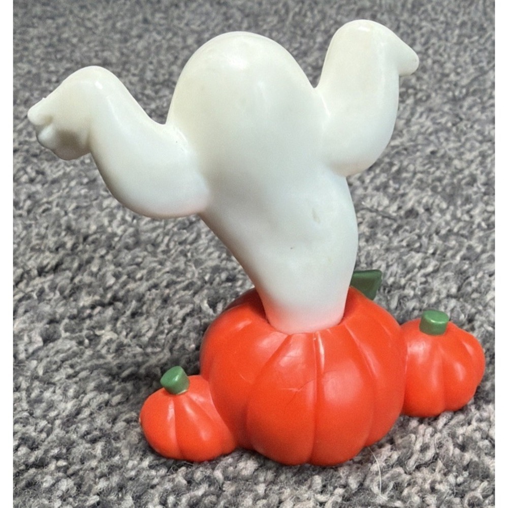 Hallmark Merry Miniature 1981 Ghost Coming Out of Jack-O-Lantern Halloween Decor - Picture 2 of 7